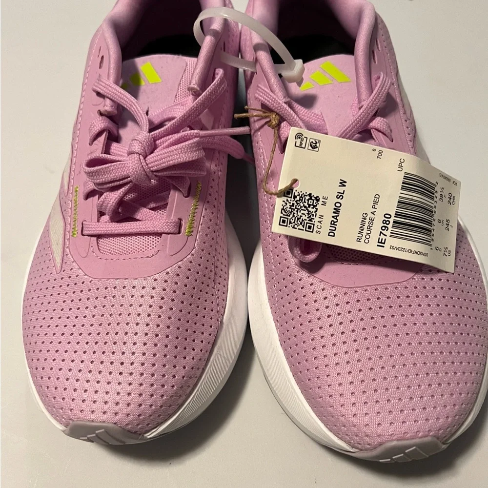 🩷🩷🩷Adidas Women's Pink Athletic Shoes🩷🩷🩷 - Picture 3 of 8